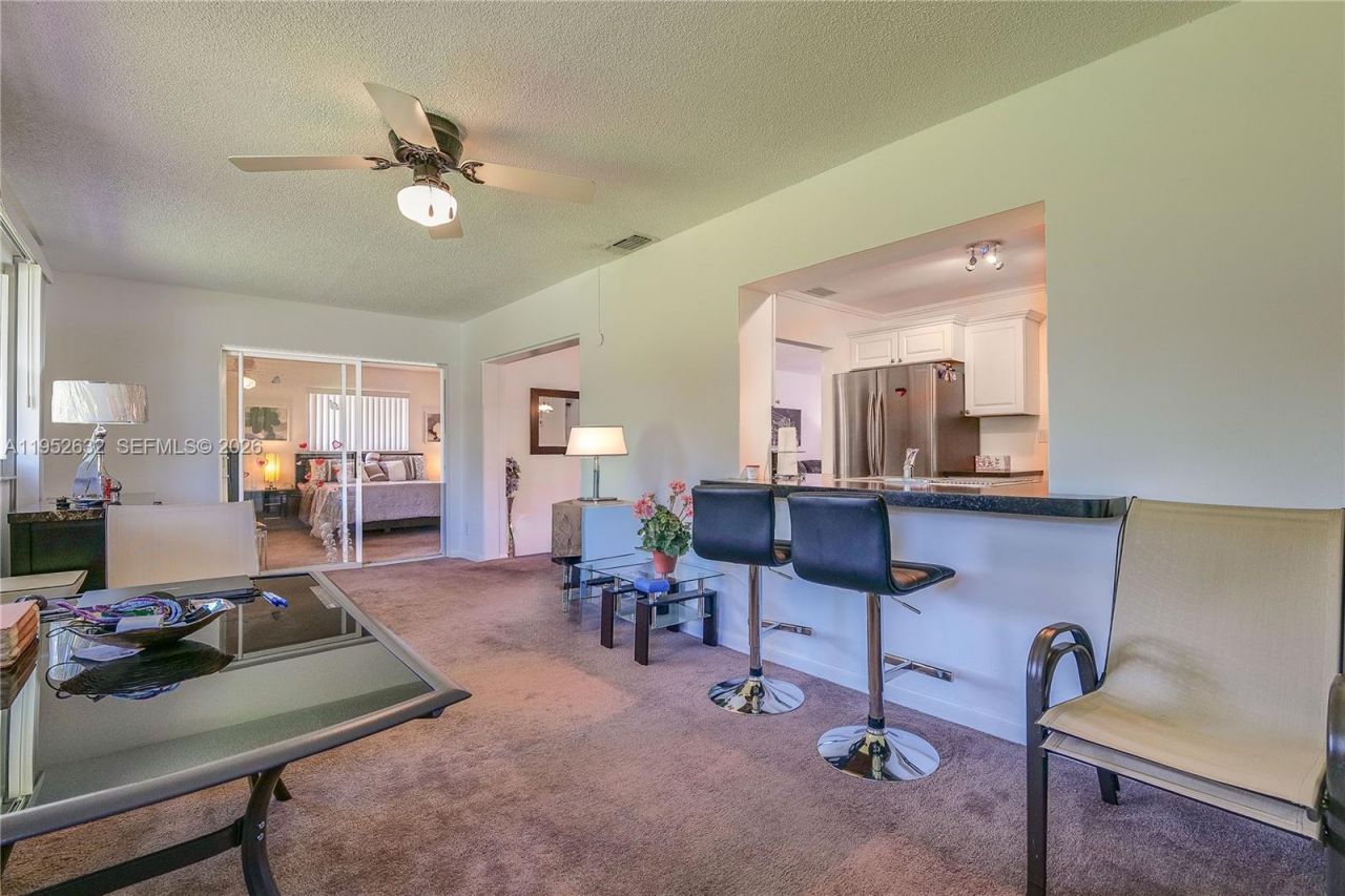 4904 Mainland Dr, Tamarac, FL 33319 Photo