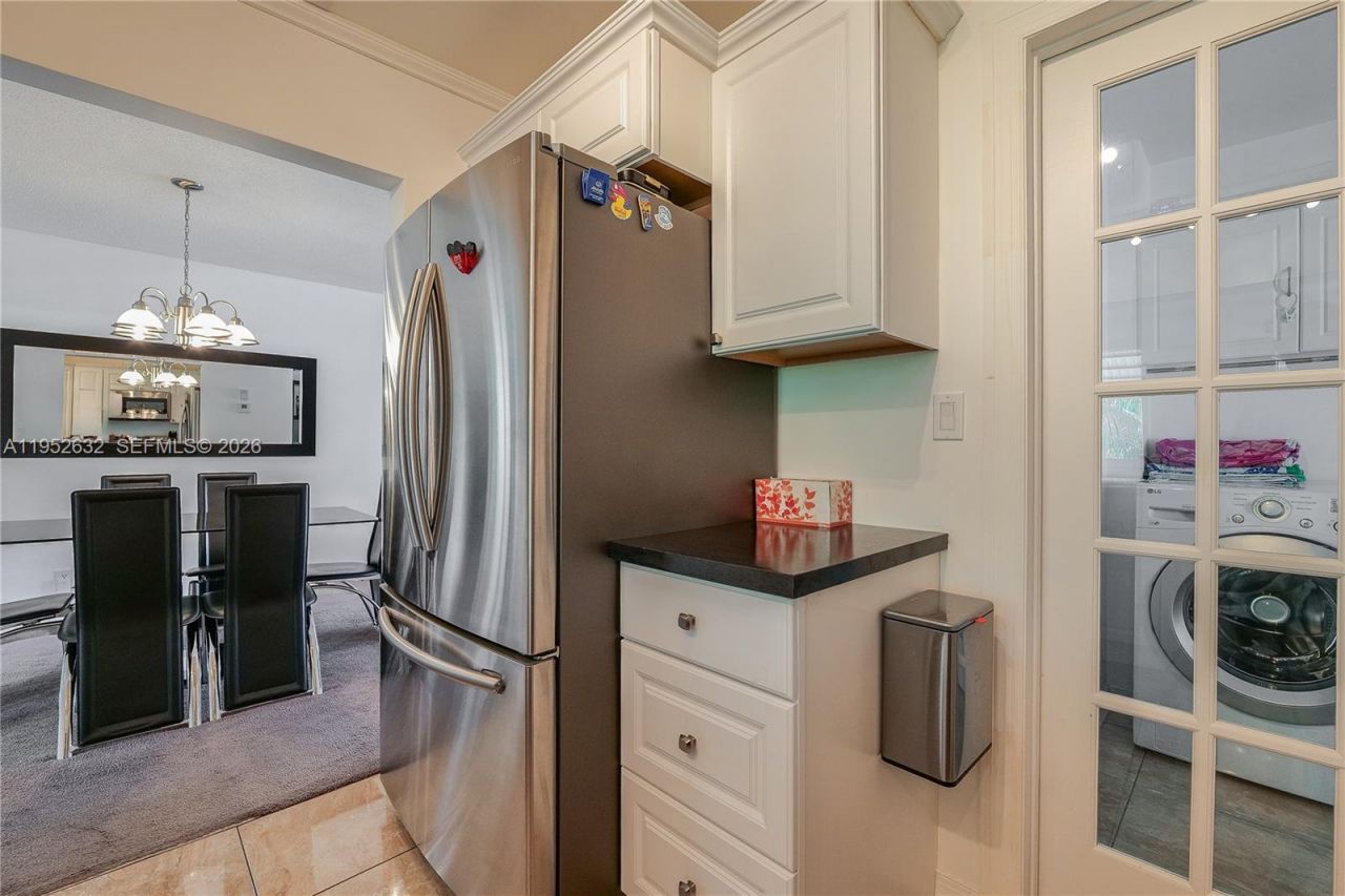 4904 Mainland Dr, Tamarac, FL 33319 Photo