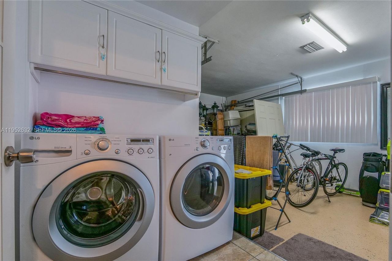 4904 Mainland Dr, Tamarac, FL 33319 Photo