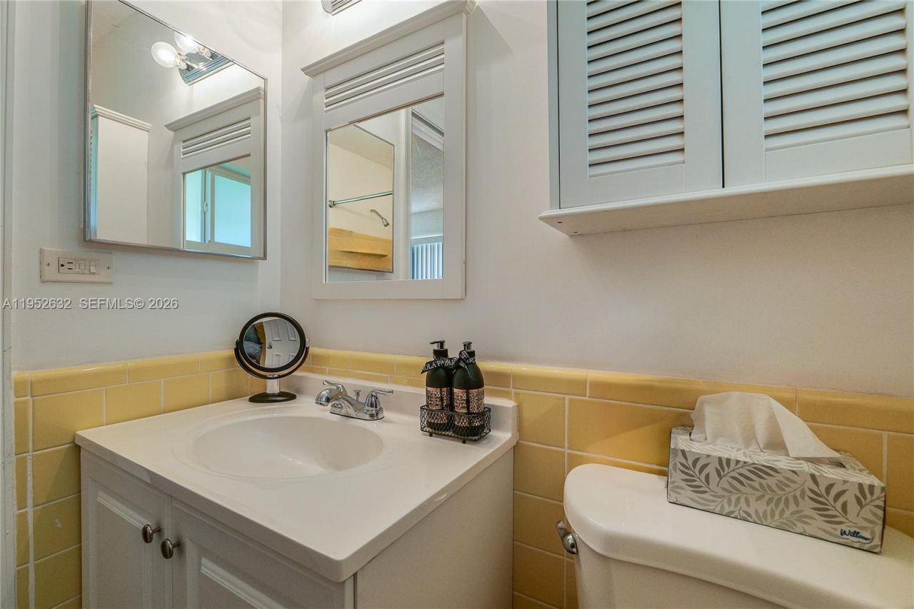 4904 Mainland Dr, Tamarac, FL 33319 Photo