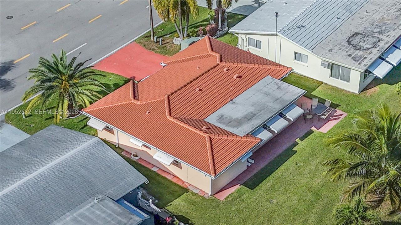 4904 Mainland Dr, Tamarac, FL 33319 Photo