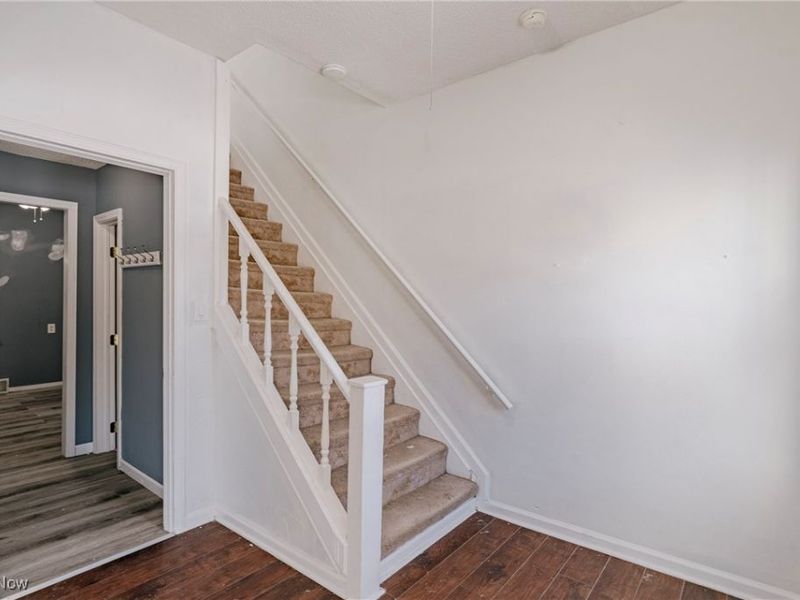 2131 W 104th Street, Cleveland, OH 44102 Photo 12