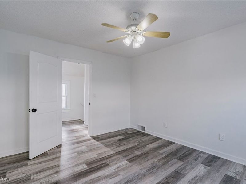 2131 W 104th Street, Cleveland, OH 44102 Photo 20