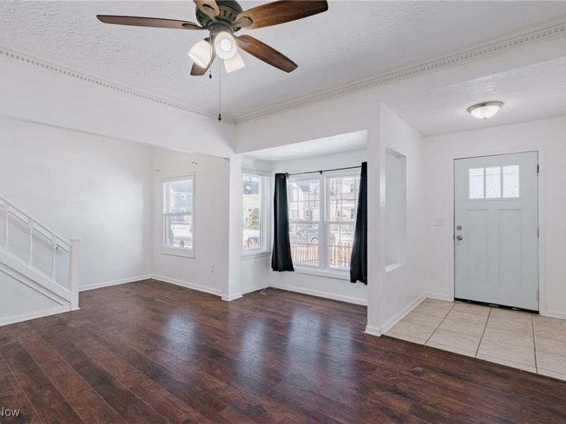 2131 W 104th Street, Cleveland, OH 44102 Photo 3