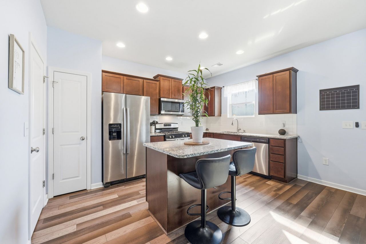 892 Wild Leaf Loop Photo 12