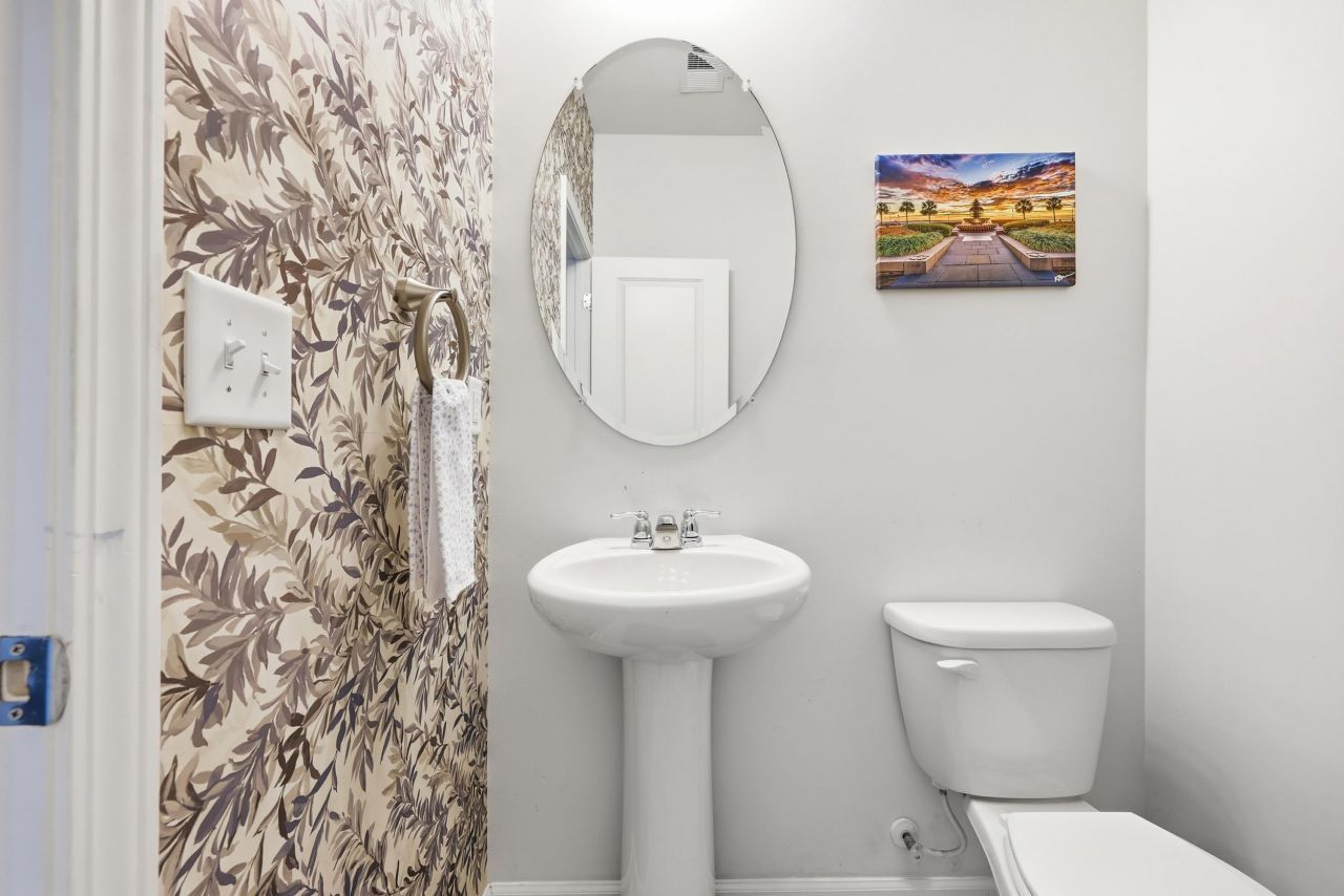 892 Wild Leaf Loop Photo 15