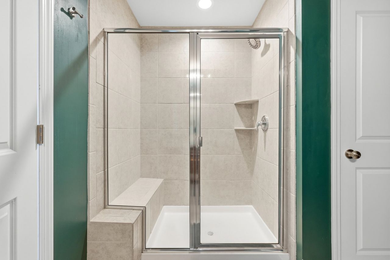 892 Wild Leaf Loop Photo 21