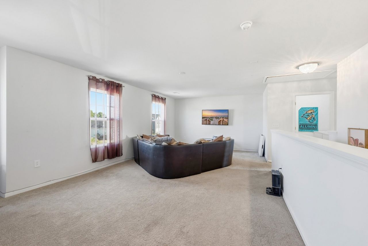 892 Wild Leaf Loop Photo 25