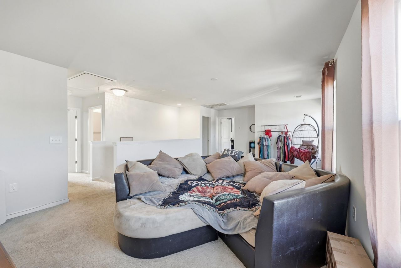 892 Wild Leaf Loop Photo 26