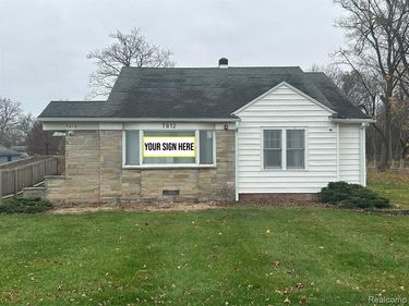 7812 PORTAGE Road , Portage, MI 49002