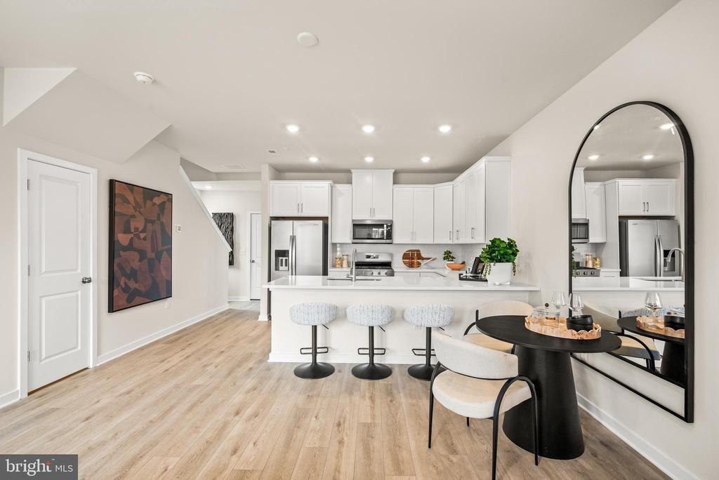 852 Graphite Drive, Phoenixville, PA 19460 Main Photo