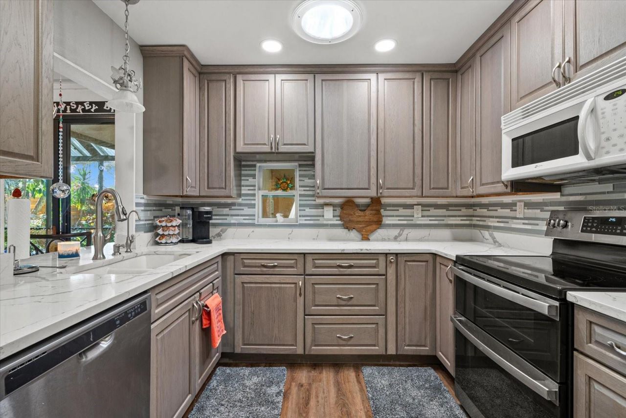 2506 Songbird Lane, Unit 46, Bradenton, FL 34209 Photo