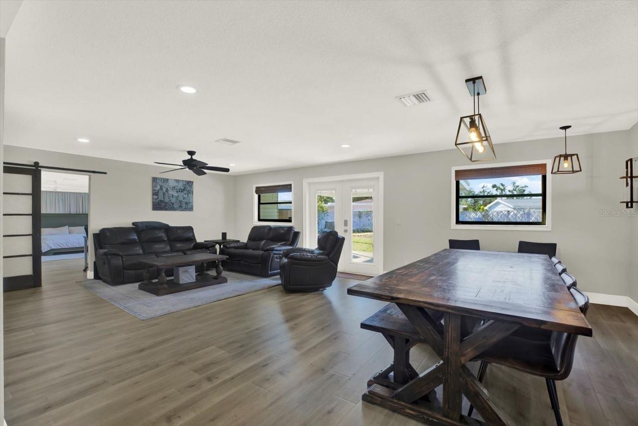 6060 39th Avenue N, Saint Petersburg, FL 33709 Photo