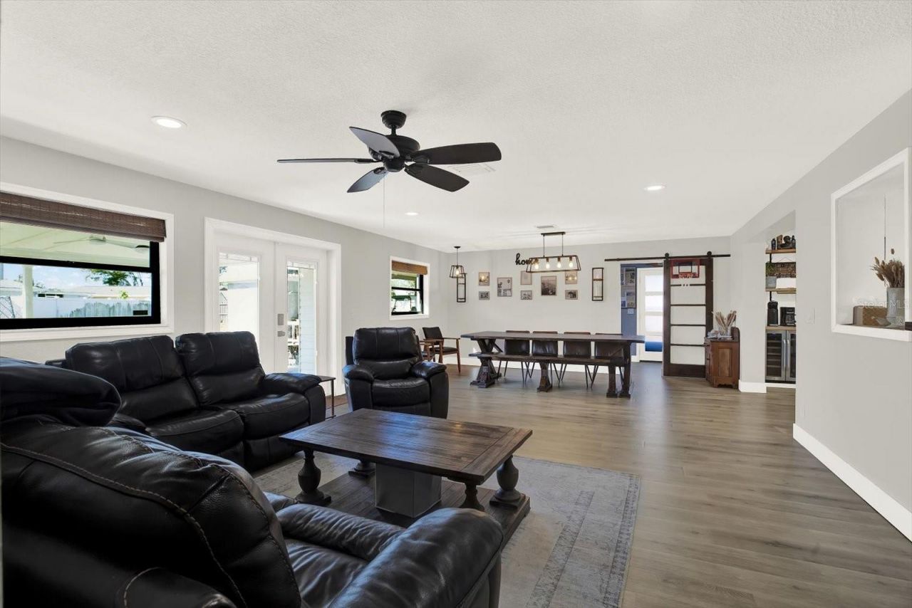 6060 39th Avenue N, Saint Petersburg, FL 33709 Photo