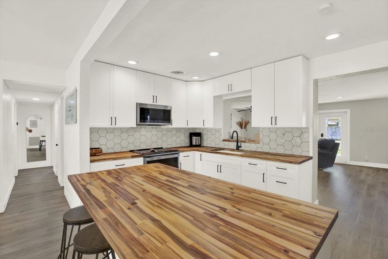 6060 39th Avenue N, Saint Petersburg, FL 33709 Photo