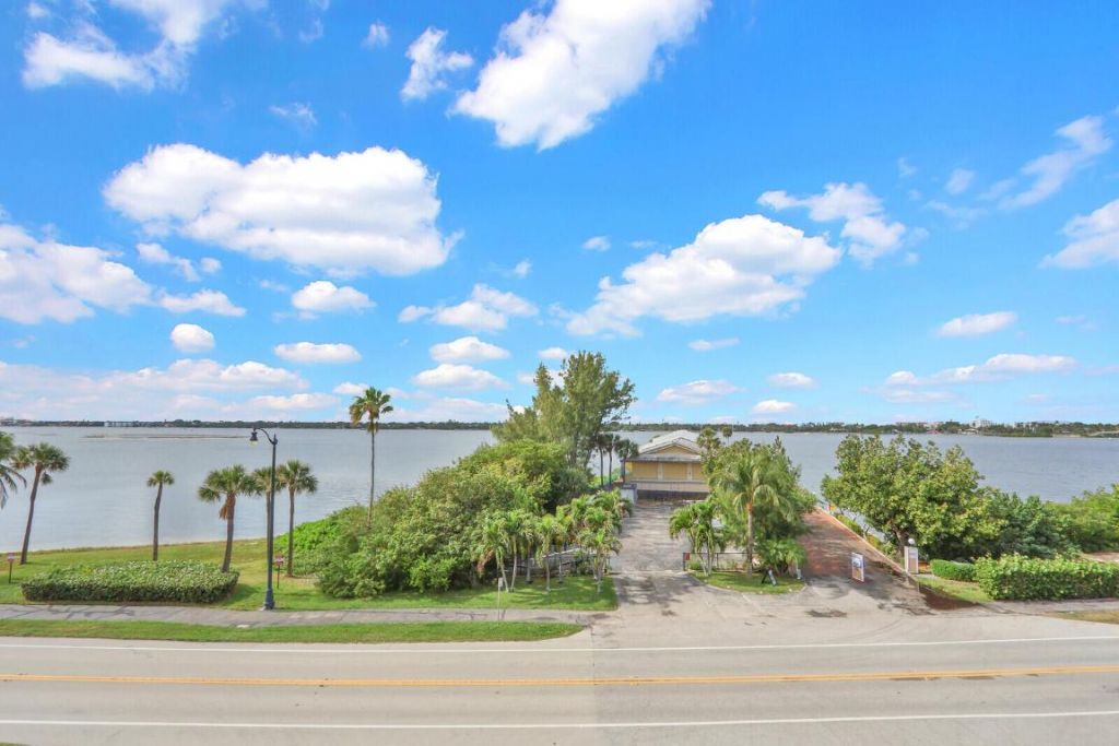 3030 S Ocean Boulevard S, Unit 332, Palm Beach, FL 33480 Photo