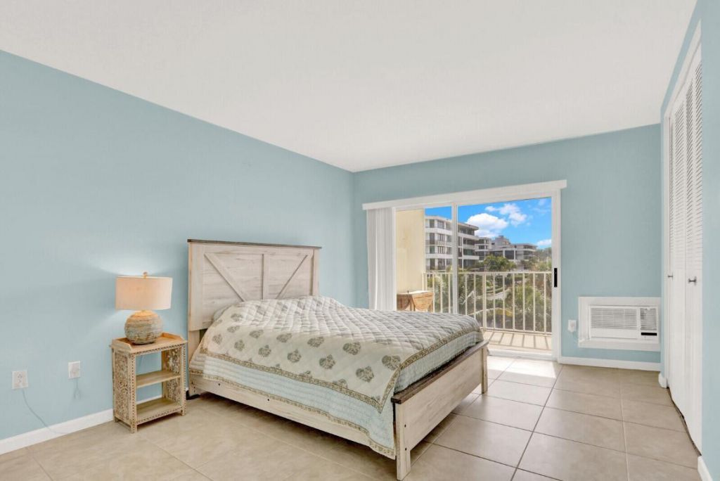 3030 S Ocean Boulevard S, Unit 332, Palm Beach, FL 33480 Photo