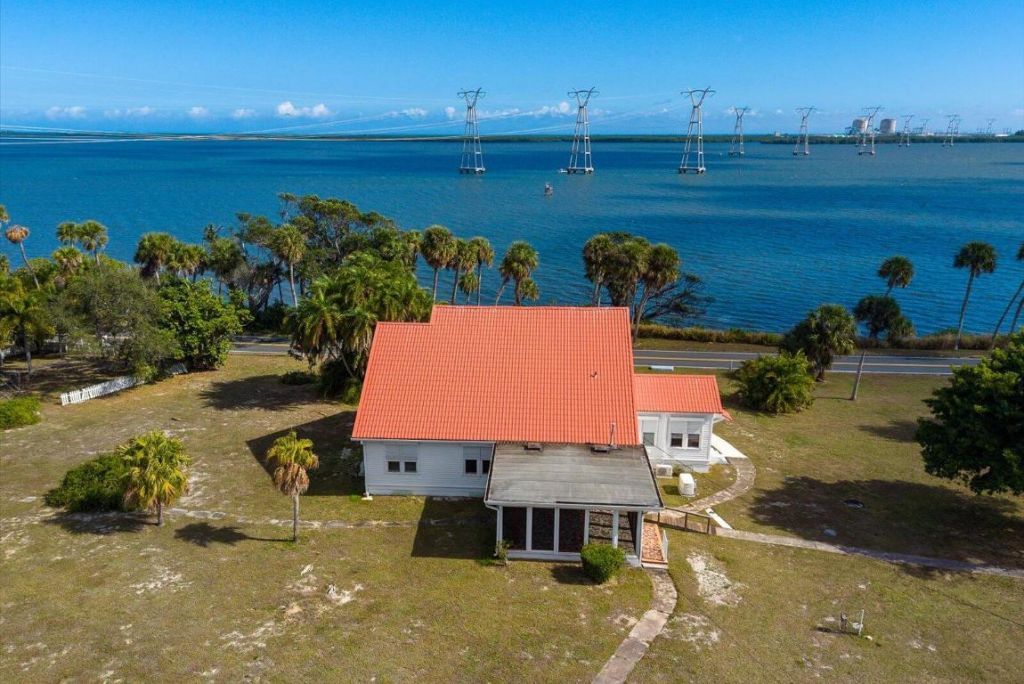 7901 S Indian River Drive, Fort Pierce, FL 34982 Photo