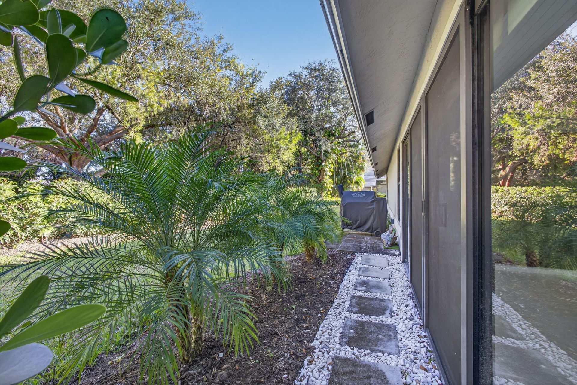 703 Saint Giles Court, Palm Beach Gardens, FL 33418 Photo