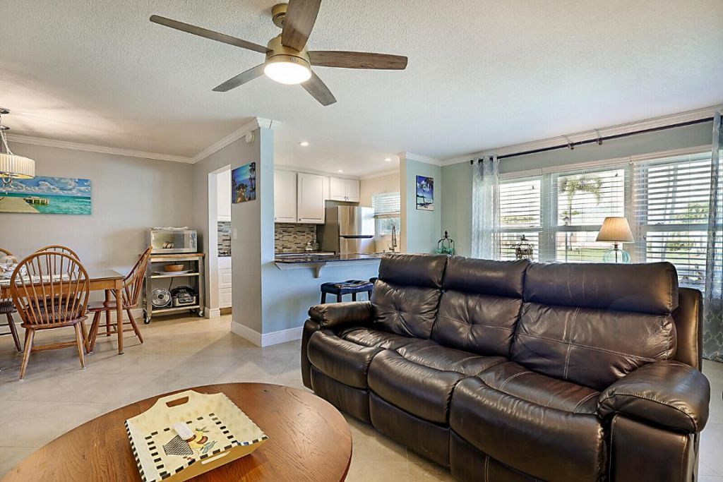 170 High Point Boulevard, Unit B, Boynton Beach, FL 33435 Photo