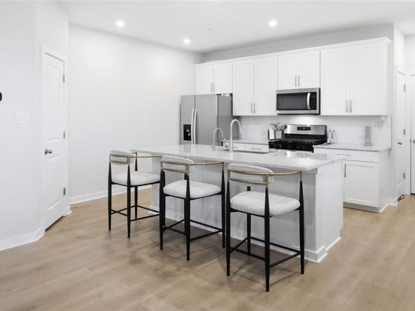 2500 Forest Creek DR, Unit 2201, Round Rock, TX 78665