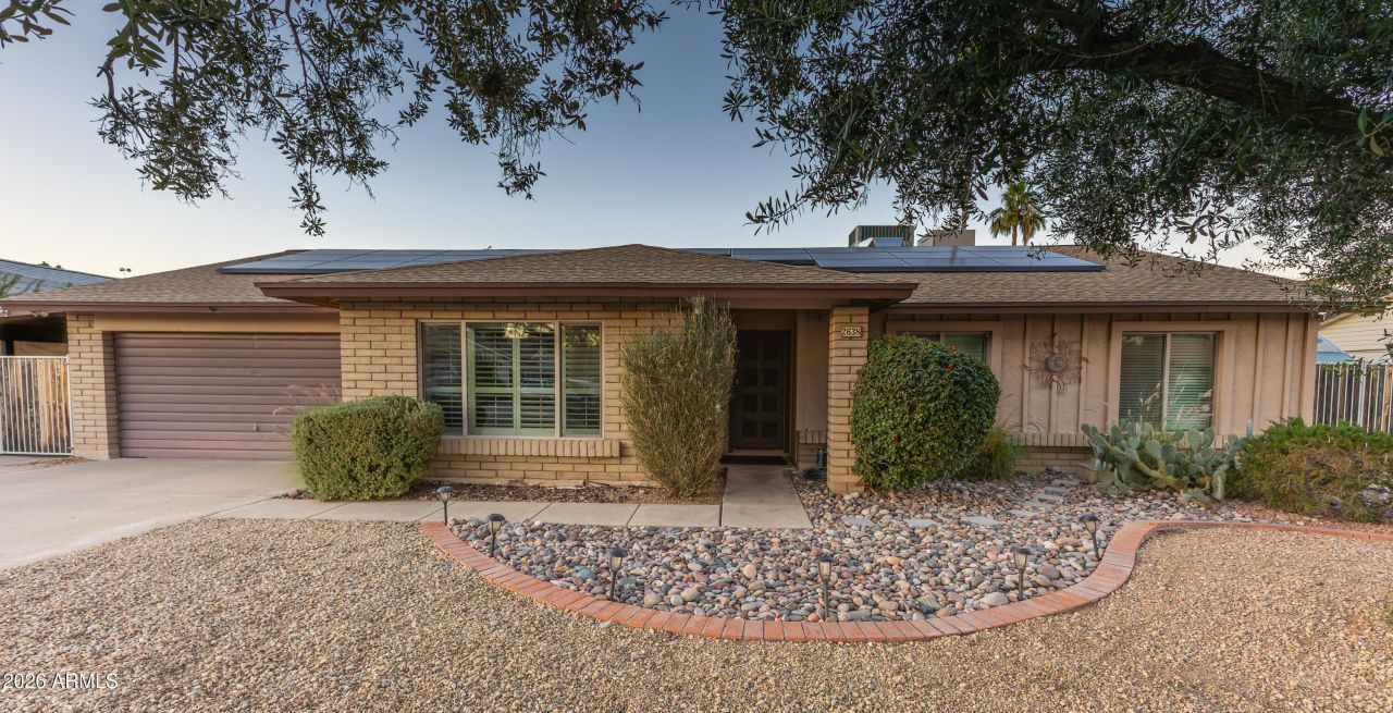 2638 E Desert Cove Avenue, Phoenix, AZ 85028 Main Photo
