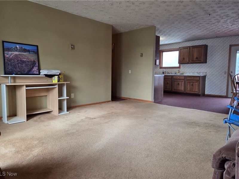 155 Sandy Drive SE, New Philadelphia, OH 44663 Photo 13