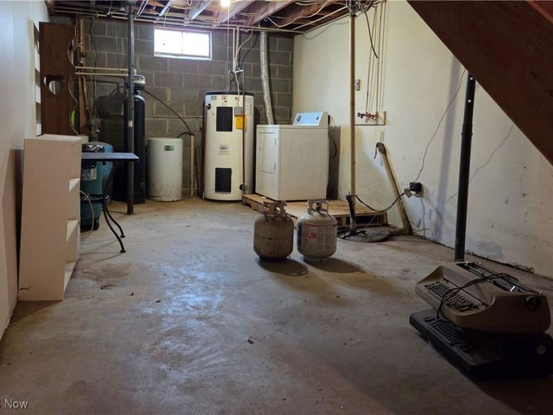 155 Sandy Drive SE, New Philadelphia, OH 44663 Photo 24