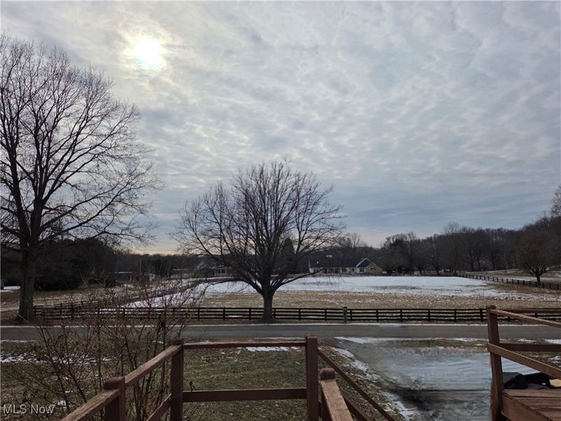 155 Sandy Drive SE, New Philadelphia, OH 44663 Photo 4