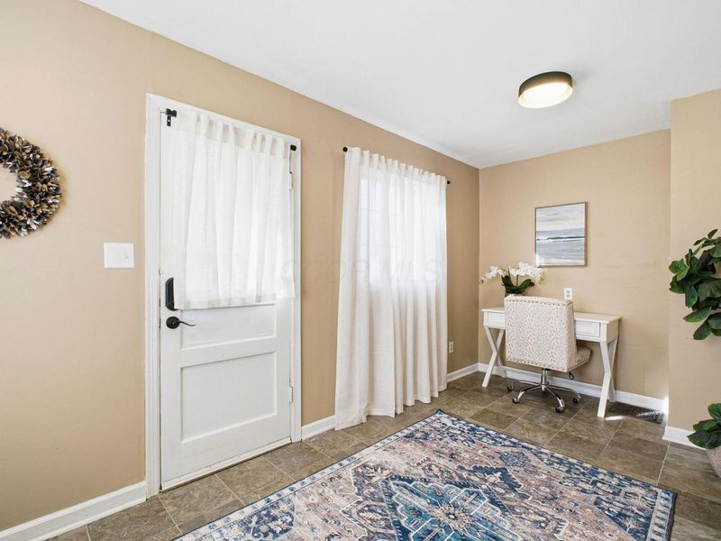 440 Chatham Road, Columbus, OH 43214 Photo 3