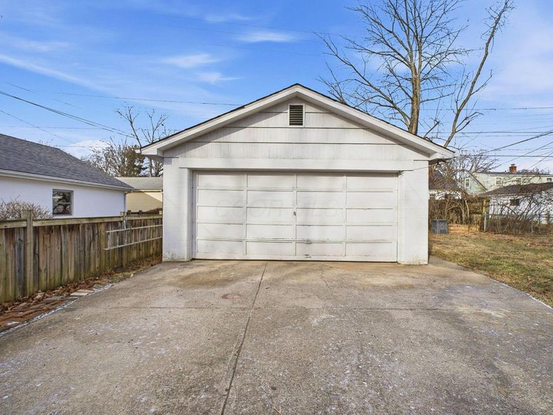 440 Chatham Road, Columbus, OH 43214 Photo 30