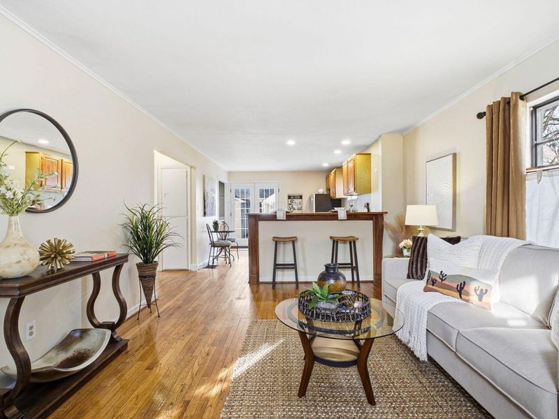 440 Chatham Road, Columbus, OH 43214 Photo 8