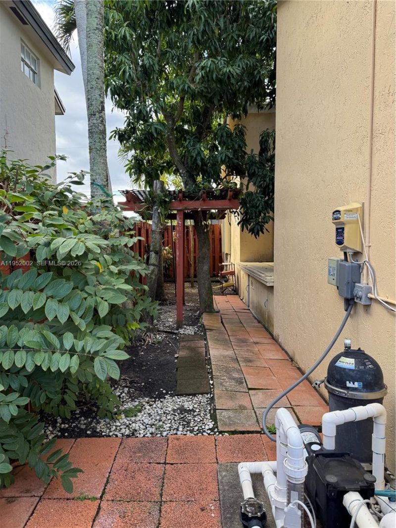 14241 SW 36th St, Miami, FL 33175 Photo