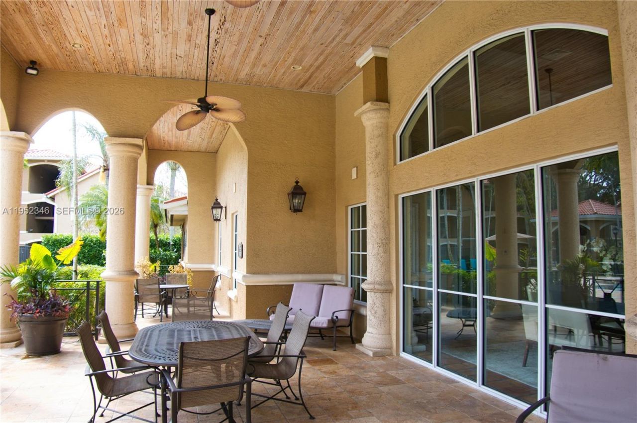 100 SW 117th Ter, Unit 2303, Pembroke Pines, FL 33025 Photo