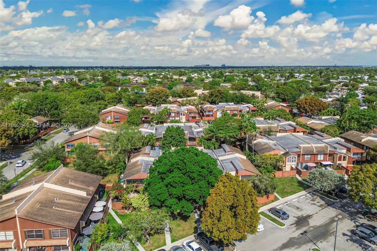 7014 SW 114th Pl, Unit C53, Miami, FL 33173 Photo