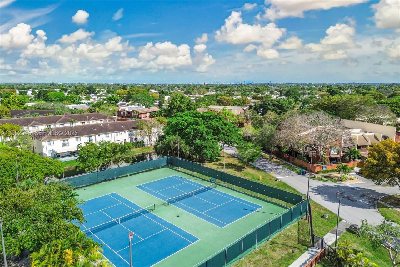 7014 SW 114th Pl, Unit C53, Miami, FL 33173 Photo