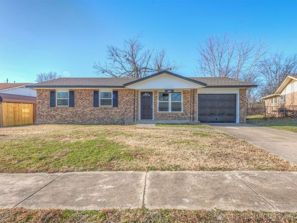 218 S 163rd East Avenue, Tulsa, OK 74108