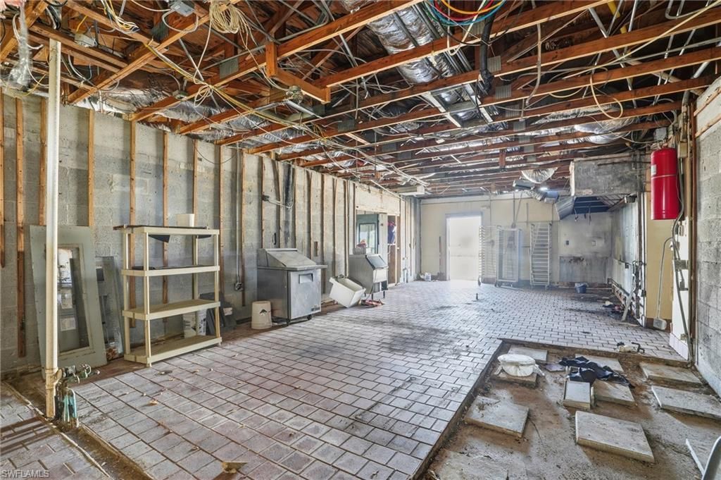 16541 San Carlos Blvd, Fort Myers, FL 33908 Photo