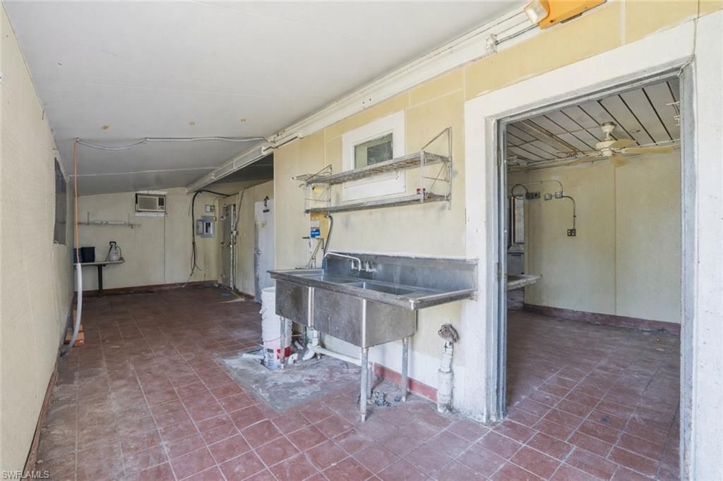 16541 San Carlos Blvd, Fort Myers, FL 33908 Photo