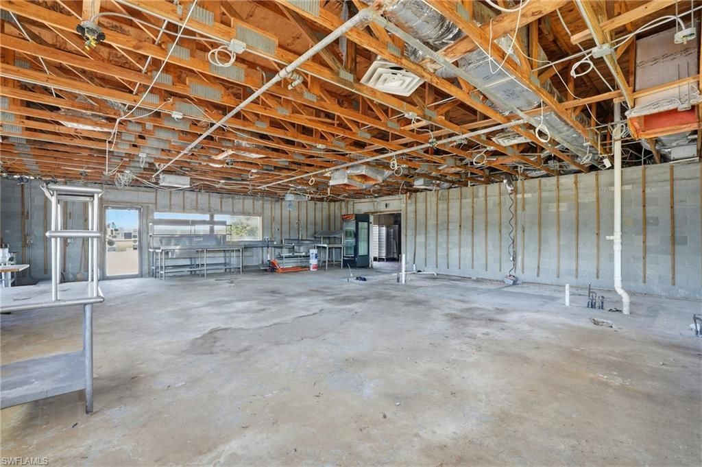 16541 San Carlos Blvd, Fort Myers, FL 33908 Photo