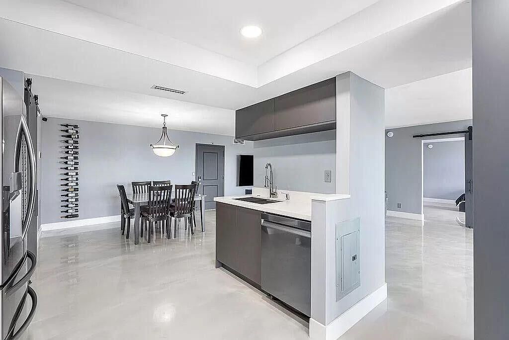 3200 S Ocean Boulevard, Unit C303, Palm Beach, FL 33480 Photo