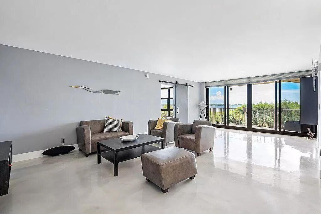 3200 S Ocean Boulevard, Unit C303, Palm Beach, FL 33480 Photo