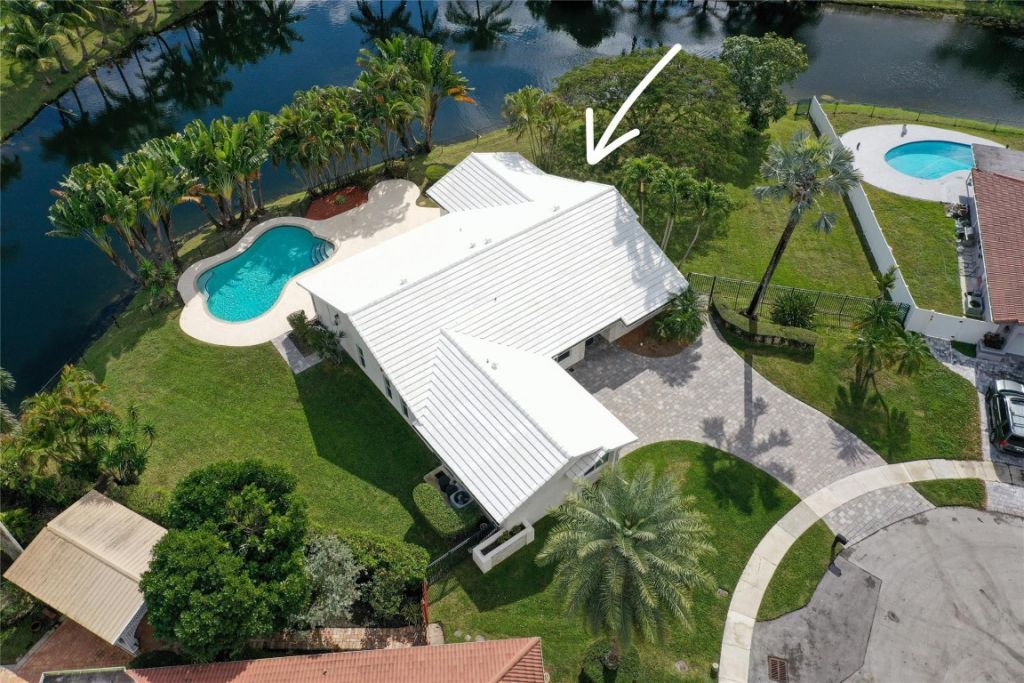 9800 NW 10th Court, Plantation, FL 33322 Photo