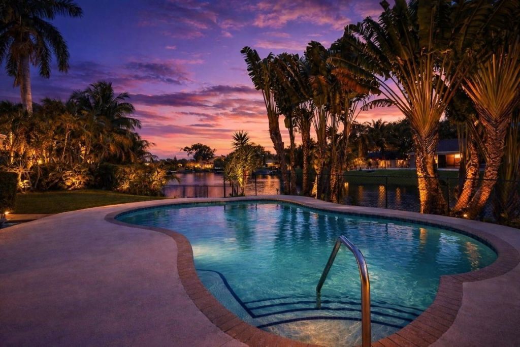 9800 NW 10th Court, Plantation, FL 33322 Photo