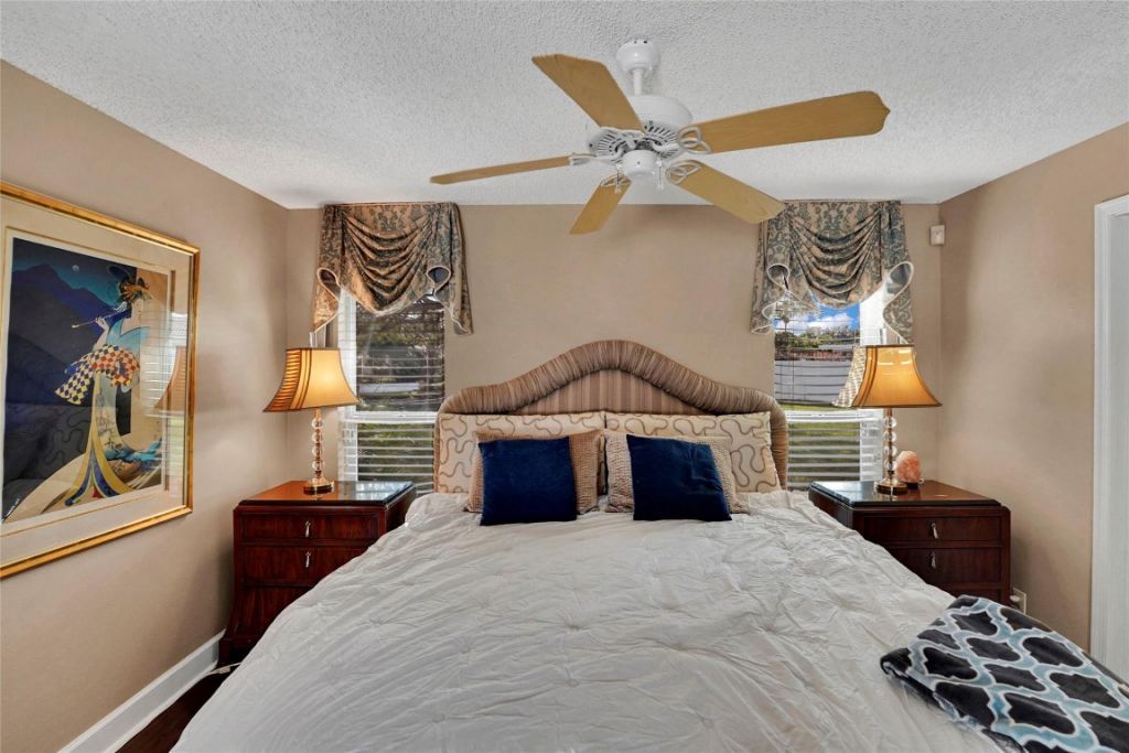 9800 NW 10th Court, Plantation, FL 33322 Photo