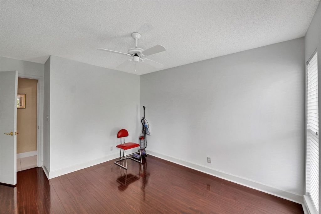 9800 NW 10th Court, Plantation, FL 33322 Photo