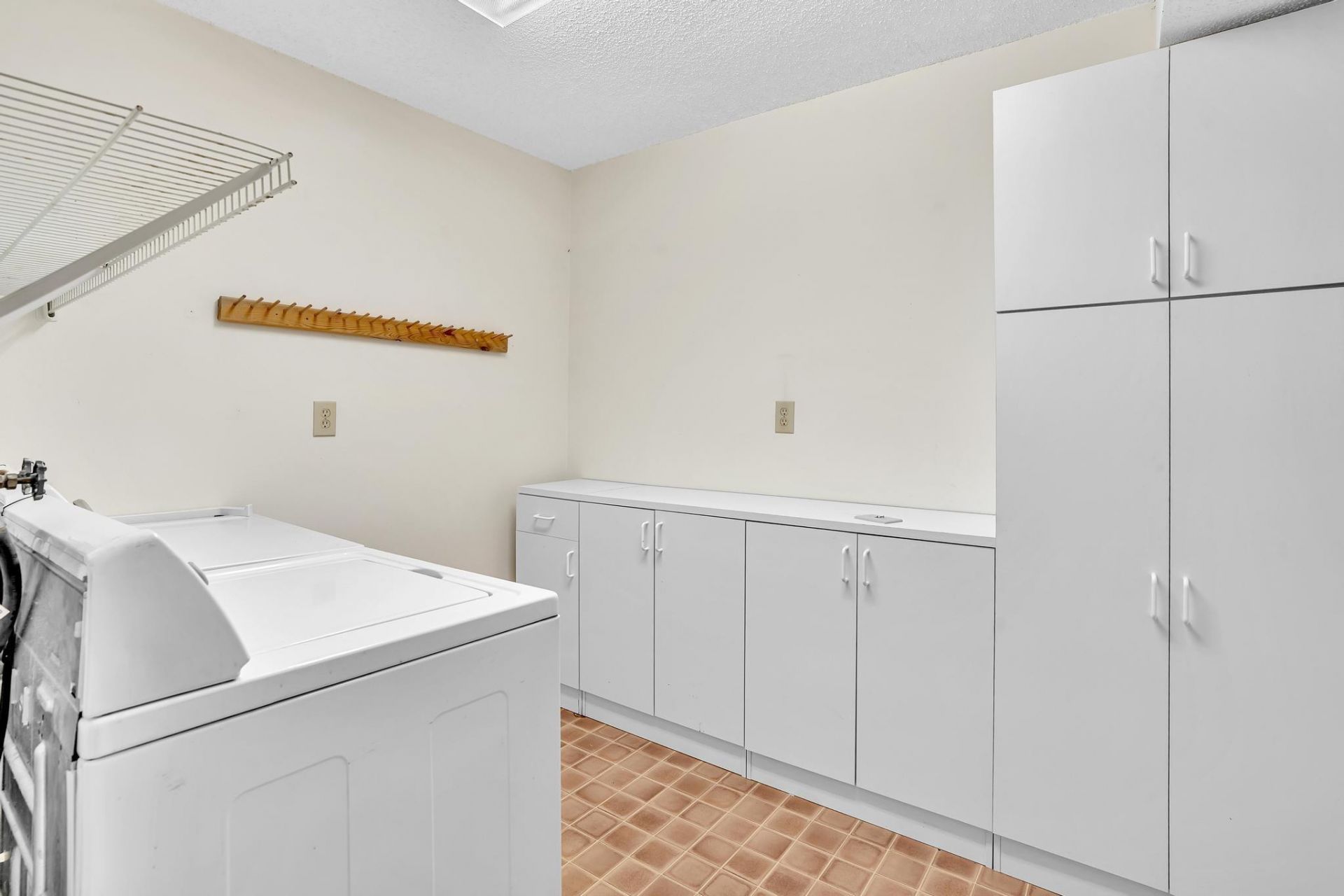 4930 E Sabal Palm Boulevard, Unit 409, Tamarac, FL 33319 Photo