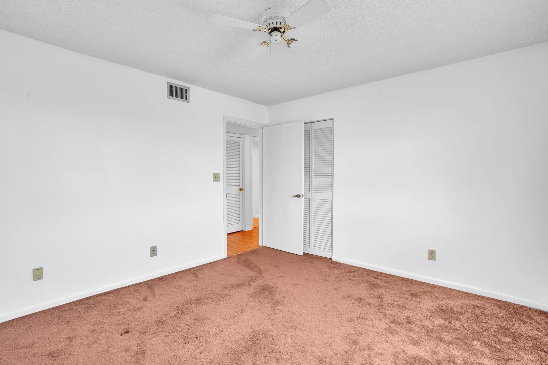 4930 E Sabal Palm Boulevard, Unit 409, Tamarac, FL 33319 Photo