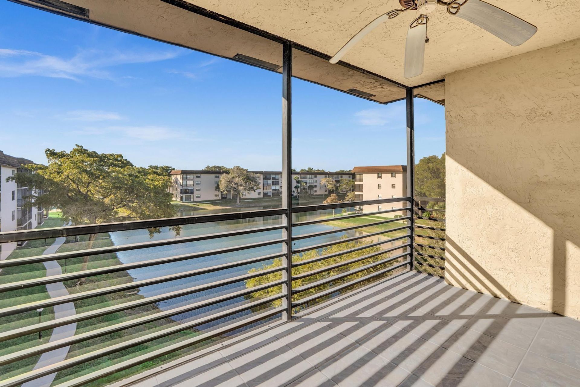 4930 E Sabal Palm Boulevard, Unit 409, Tamarac, FL 33319 Photo