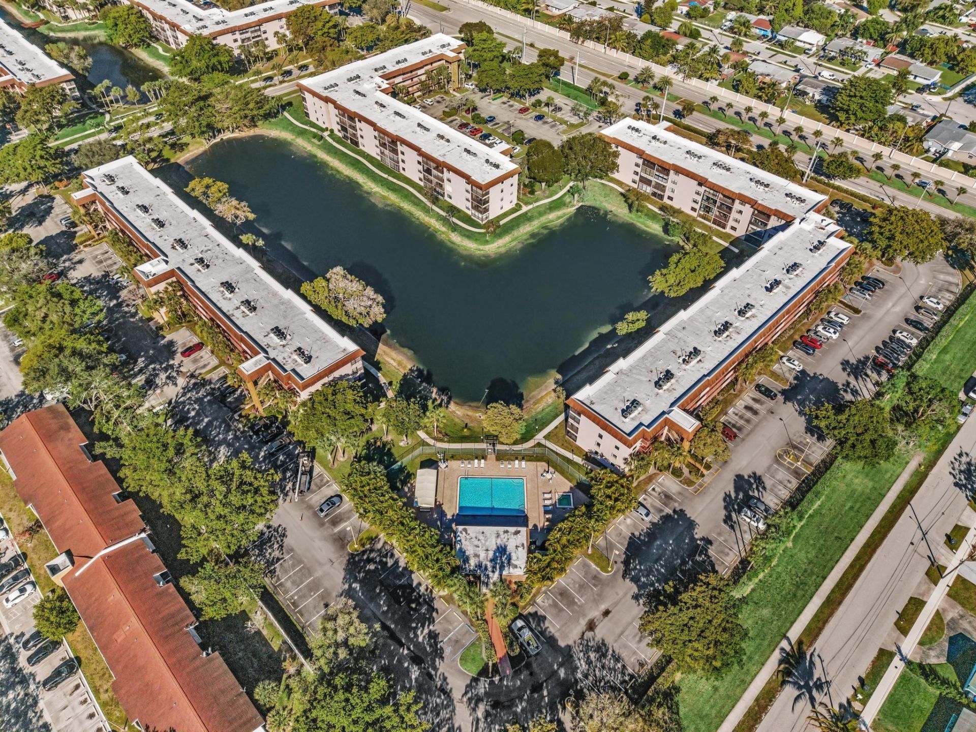 4930 E Sabal Palm Boulevard, Unit 409, Tamarac, FL 33319 Photo